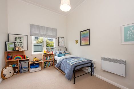 Photo of property in 43 Washington Avenue, Brooklyn, Wellington, 6021