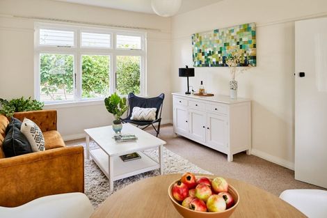 Photo of property in 1u3 Rixon Grove, Mount Victoria, Wellington, 6011
