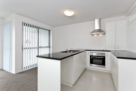 Photo of property in 8/26 Railway Street West, Papakura, 2110