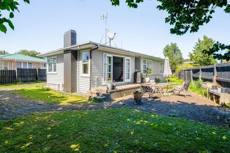 Photo of property in 9 Panair Crescent, Hillcrest, Hamilton, 3216