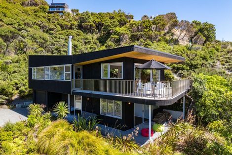 Photo of property in 17 Surf Road, Mangawhai Heads, Mangawhai, 0505
