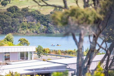 Photo of property in 6 Mara Kai Lane, Raglan, 3225