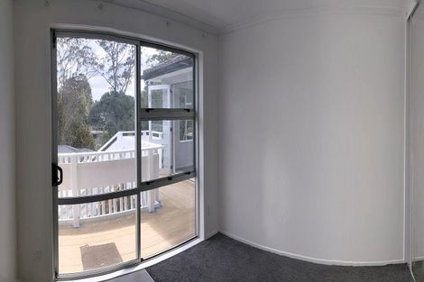 Photo of property in 20 Malmo Place, Massey, Auckland, 0614