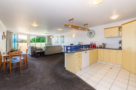 Photo of property in Ocean Apartments, 9/44 Marine Parade, Paraparaumu Beach, Paraparaumu, 5032