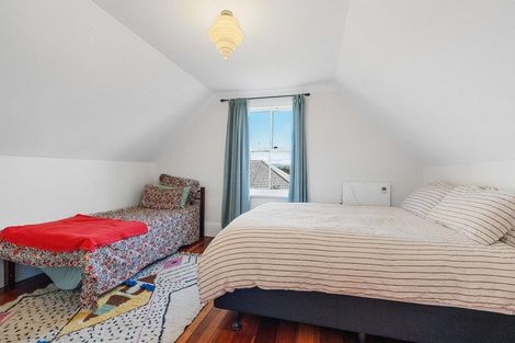 Photo of property in 54 Dublin Street, Martinborough, 5711
