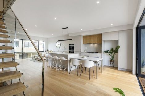 Photo of property in 16c Killarney Street, Takapuna, 0622