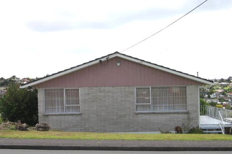 Photo of property in 42a Target Road, Totara Vale, Auckland, 0629