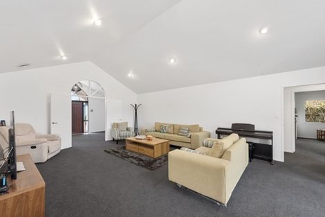 Photo of property in 19 Montrose Crescent, Huntington, Hamilton, 3210