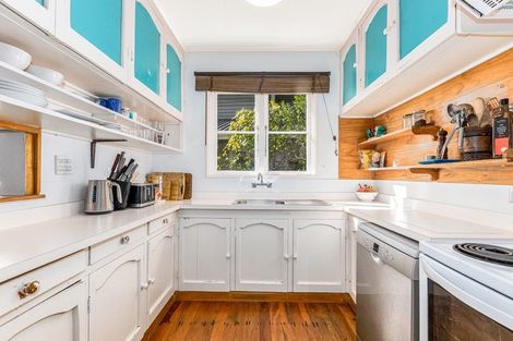 Photo of property in 139 Townsend Road, Miramar, Wellington, 6022