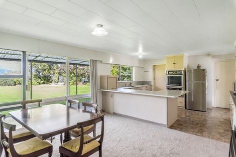 Photo of property in 244 Kawiu Road, Levin, 5510