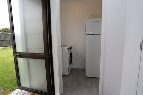 Photo of property in 18 Pohutukawa Drive, Opunake, 4616