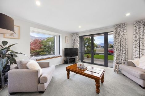Photo of property in 47 Kings Drive, Wanaka, 9305