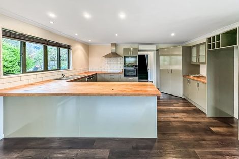 Photo of property in 18 Cooks Lane, Heathcote Valley, Christchurch, 8022