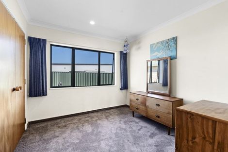 Photo of property in 11 Desmond Place, Bell Block, New Plymouth, 4312