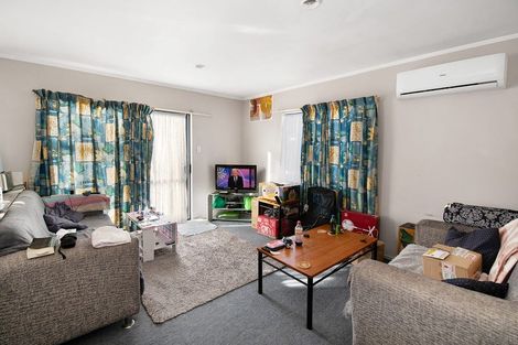 Photo of property in 33 Puriri Street, Helensville, 0800