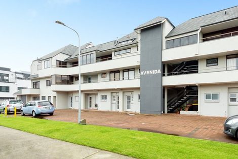 Photo of property in 40 Maunganui Road, Mount Maunganui, 3116