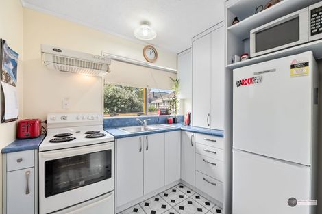 Photo of property in 5 Kowhai Street, Naenae, Lower Hutt, 5011