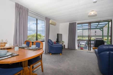 Photo of property in 2/37 Rosier Road, Glen Eden, Auckland, 0602