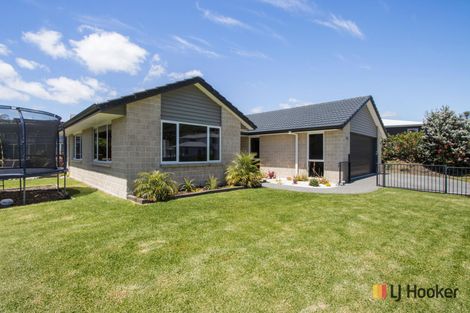 Photo of property in 29 Browns Drive, Waihi Beach, 3611