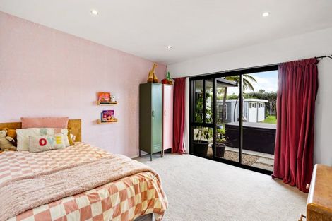 Photo of property in 1 Grey Street, Bay View, Napier, 4104