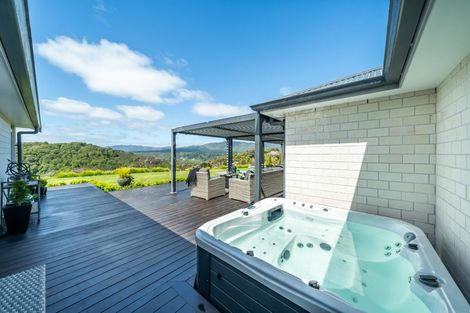 Photo of property in 303 Fairview Drive, Akatarawa, Upper Hutt, 5372