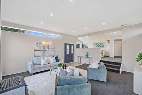 Photo of property in 47 Marvon Downs Avenue, Pakuranga Heights, Auckland, 2010