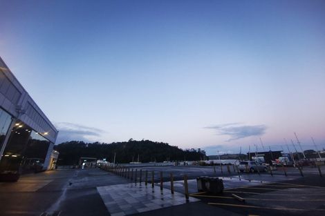 Photo of property in 8 Marlborough Crescent, Hobsonville, Auckland, 0616