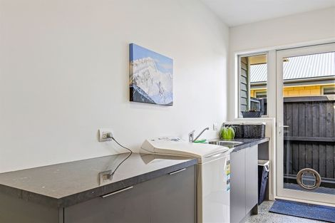 Photo of property in 6 Coachmans Road, Prebbleton, 7604