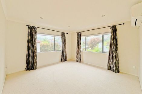 Photo of property in 56 San Marino Drive West, Henderson, Auckland, 0612