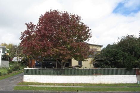 Photo of property in 27 Nevada Avenue, Pakuranga Heights, Auckland, 2010
