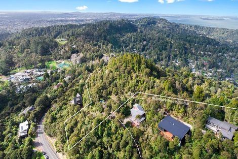 Photo of property in 176-178 Scenic Drive, Titirangi, Auckland, 0604