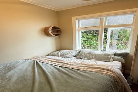 Photo of property in 16 Asquith Terrace, Brooklyn, Wellington, 6021