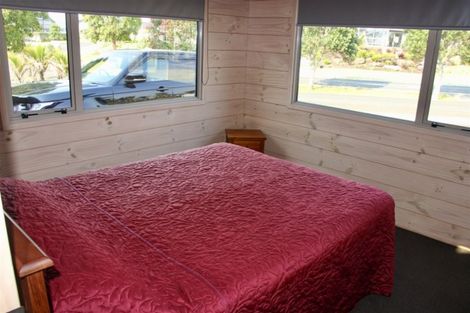 Photo of property in 1 Leeward Drive, Whitianga, 3510