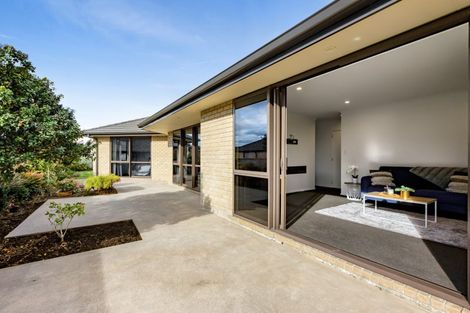 Photo of property in 72 Dillon Drive, Bell Block, New Plymouth, 4312