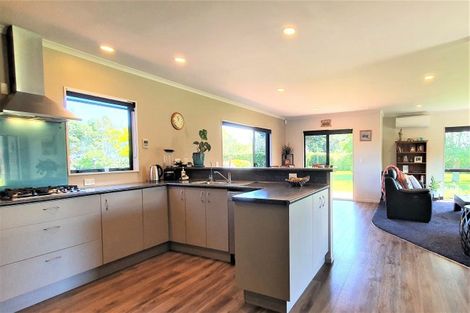 Photo of property in 66 Pohutukawa Drive, Levin, 5571