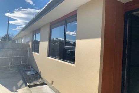 Photo of property in 2/241 Waterloo Road, Hornby, Christchurch, 8042