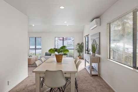Photo of property in 2/62a Lynden Avenue, Hillcrest, Auckland, 0627