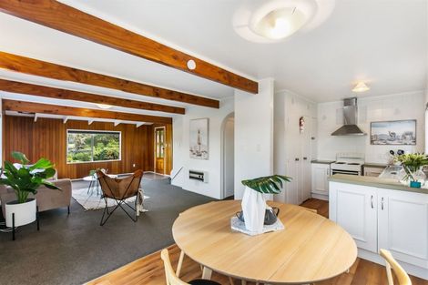 Photo of property in 1/70 Glamorgan Drive, Torbay, Auckland, 0630