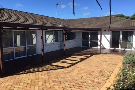 Photo of property in 2 Gairloch Place, Wattle Downs, Auckland, 2103