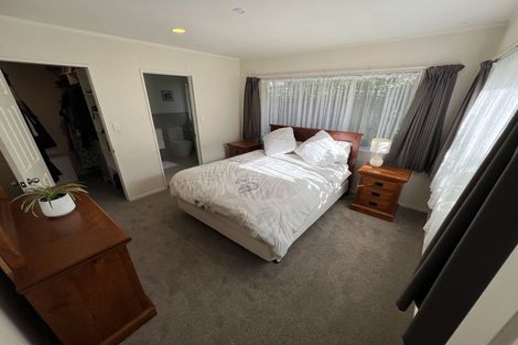 Photo of property in 5b Thurston Place, Bucklands Beach, Auckland, 2012