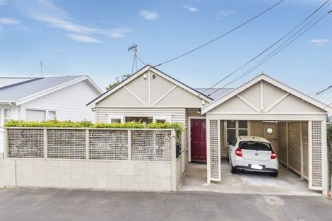 Photo of property in 13 Ferry Street, Seatoun, Wellington, 6022