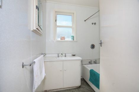 Photo of property in 11 Potaka Street, Marton, 4710