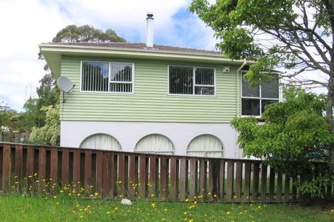 Photo of property in 4 Seakens Way, Glen Eden, Auckland, 0602