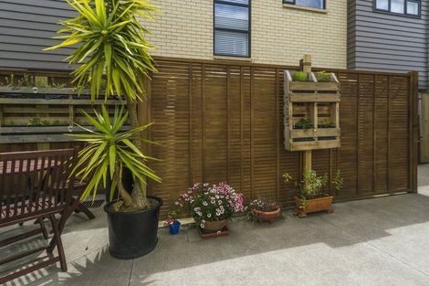 Photo of property in 41 Liquidambar Drive, Hobsonville, Auckland, 0616