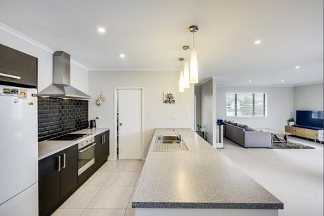 Photo of property in 15 Onyx Place, Awatoto, Napier, 4110
