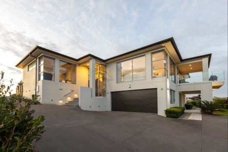Photo of property in 24 Manhattan Rise, Orewa, 0931