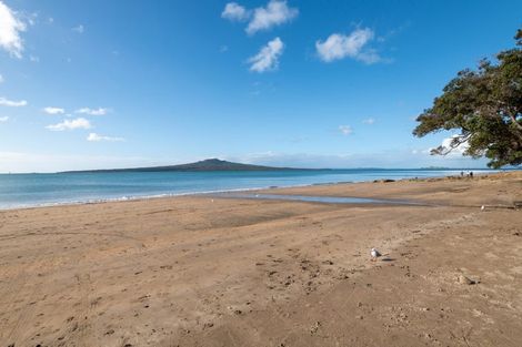 Photo of property in 5/77 Old Lake Road, Narrow Neck, Auckland, 0624