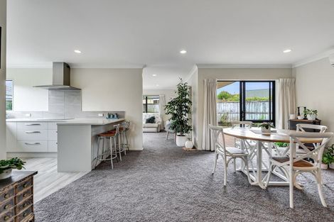 Photo of property in 38 Callum Brae Drive, Rototuna, Hamilton, 3210