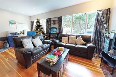 Photo of property in 17a Caesars Place, Churton Park, Wellington, 6037