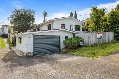 Photo of property in 1/46 Ngataringa Road, Devonport, Auckland, 0624